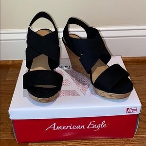 NWTS American Eagle black wedges